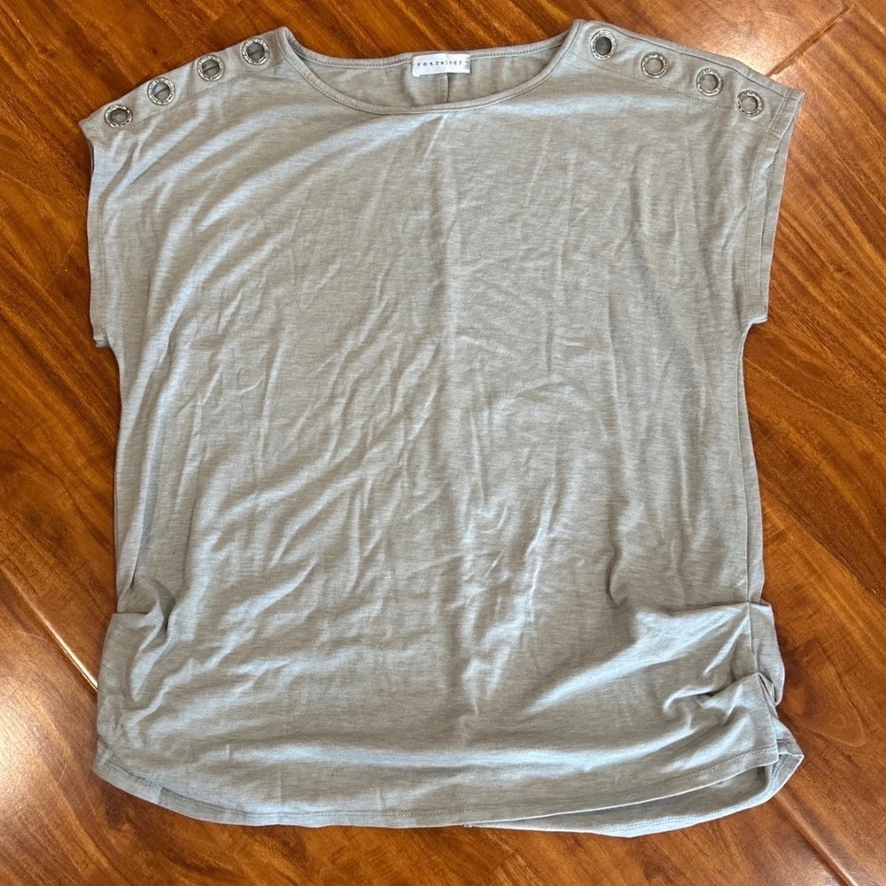 Retrology‎ Womens Gray Rhinestone Grommet Shoulder Ruched Side Knit Top Large